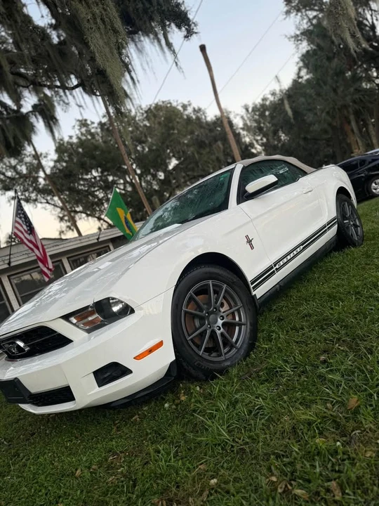 2011 Ford S197 Mustang - Image 8 of 13