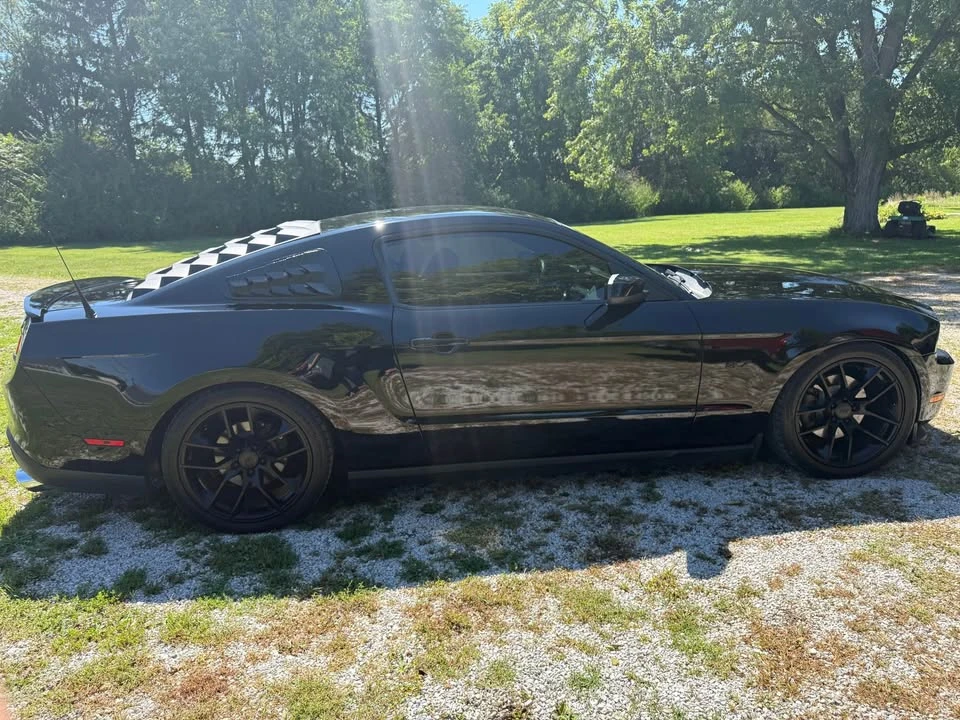 2011 Ford S197 Mustang - Image 4 of 16