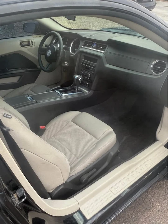 2011 Ford S197 Mustang - Image 5 of 6