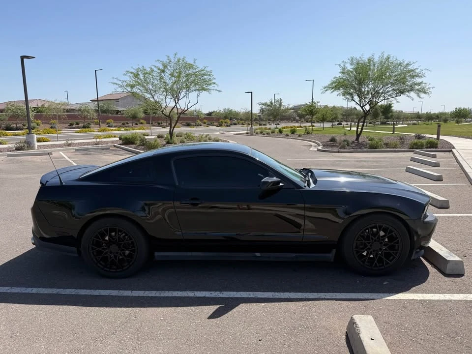 2011 Ford S197 Mustang - Image 7 of 10