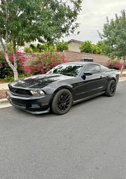 2011 Ford Mustang V6