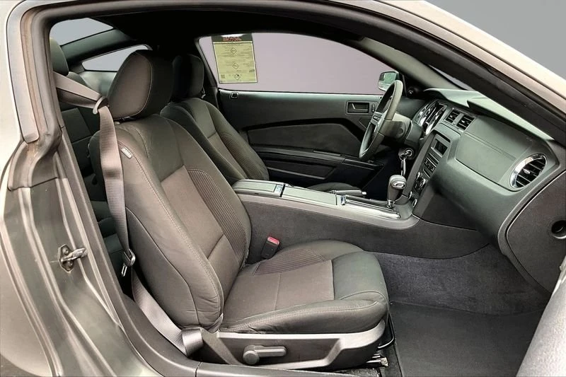 2011 Ford S197 Mustang - Image 14 of 20