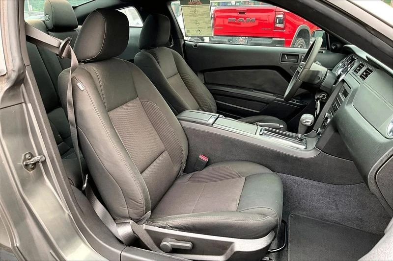 2011 Ford S197 Mustang - Image 12 of 20