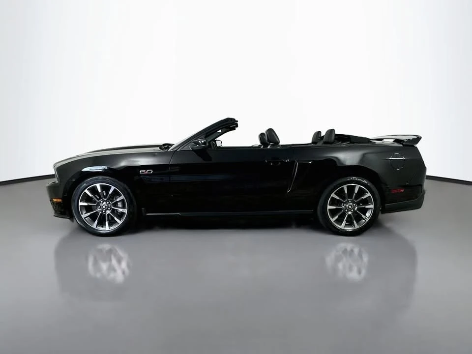 2011 Ford S197 Mustang - Image 4 of 20