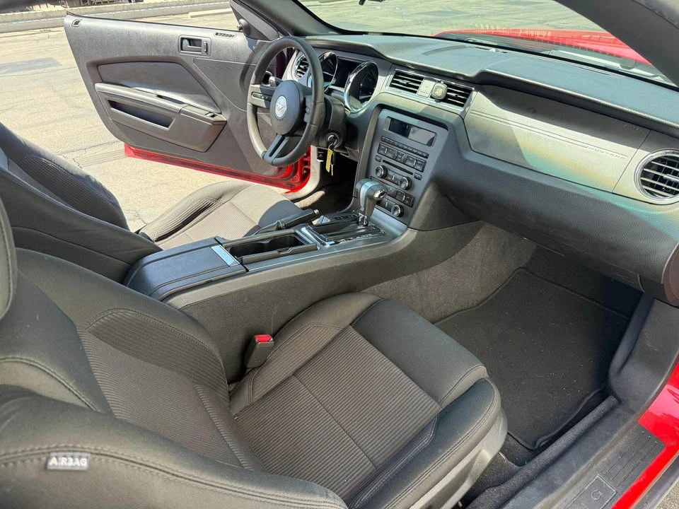 2011 Ford S197 Mustang - Image 5 of 7