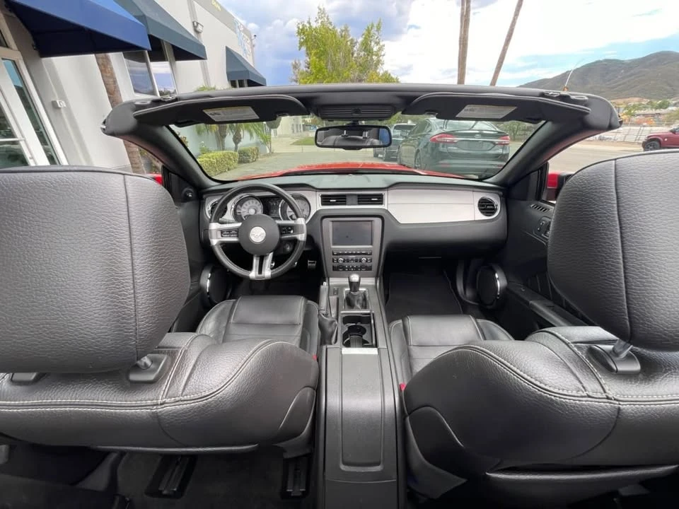 2011 Ford S197 Mustang - Image 11 of 20