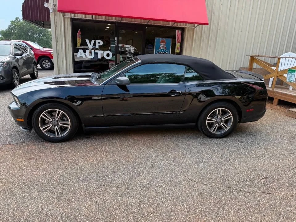 2011 Ford S197 Mustang - Image 7 of 20