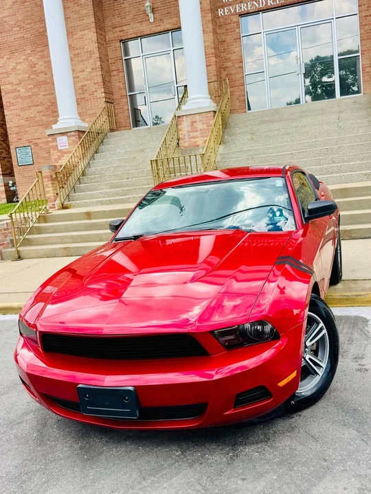 2011 Ford S197 Mustang - Image 2 of 13