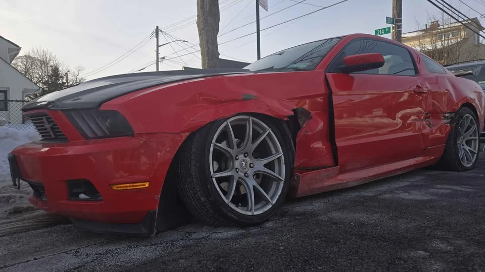 2011 Ford S197 Mustang - Image 4 of 6