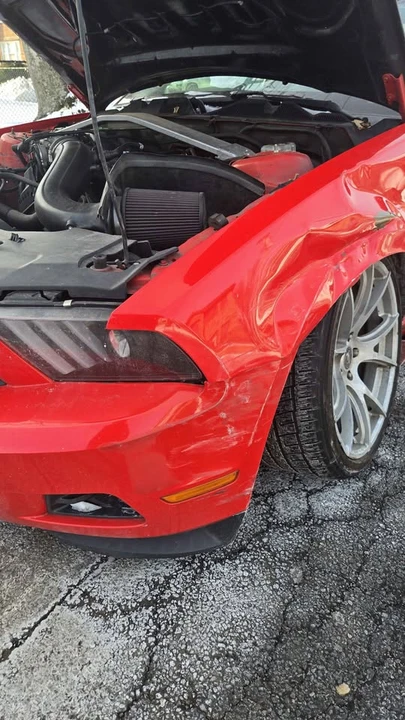 2011 Ford S197 Mustang - Image 6 of 6
