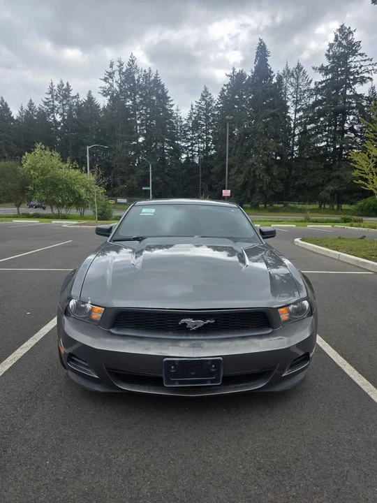 2011 Ford S197 Mustang - Image 2 of 10