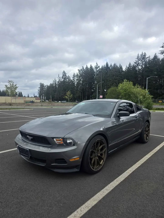 2011 Ford S197 Mustang - Image 3 of 10