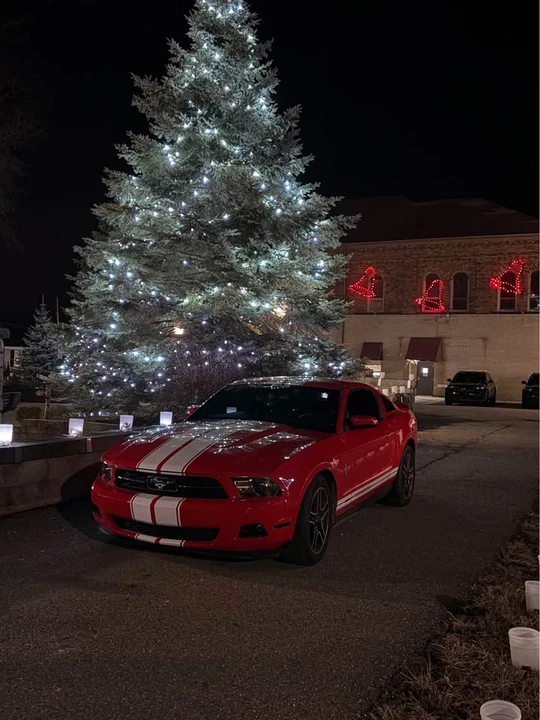 2011 Ford S197 Mustang - Image 4 of 5