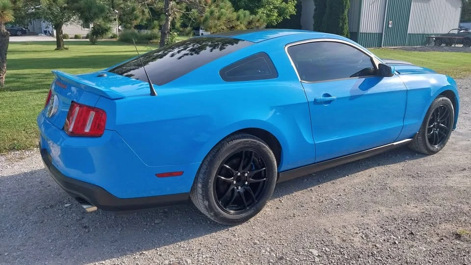 2011 Ford S197 Mustang - Image 7 of 9