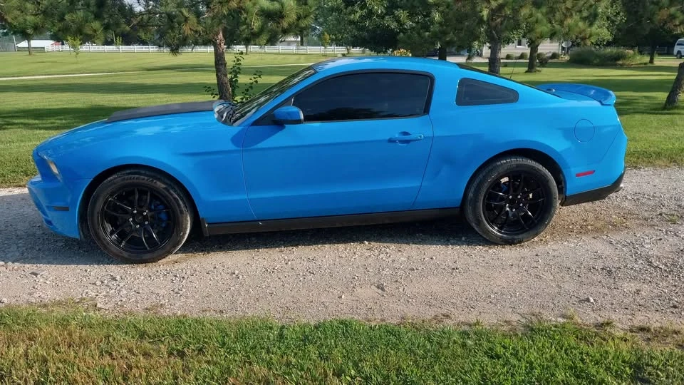 2011 Ford S197 Mustang - Image 4 of 9