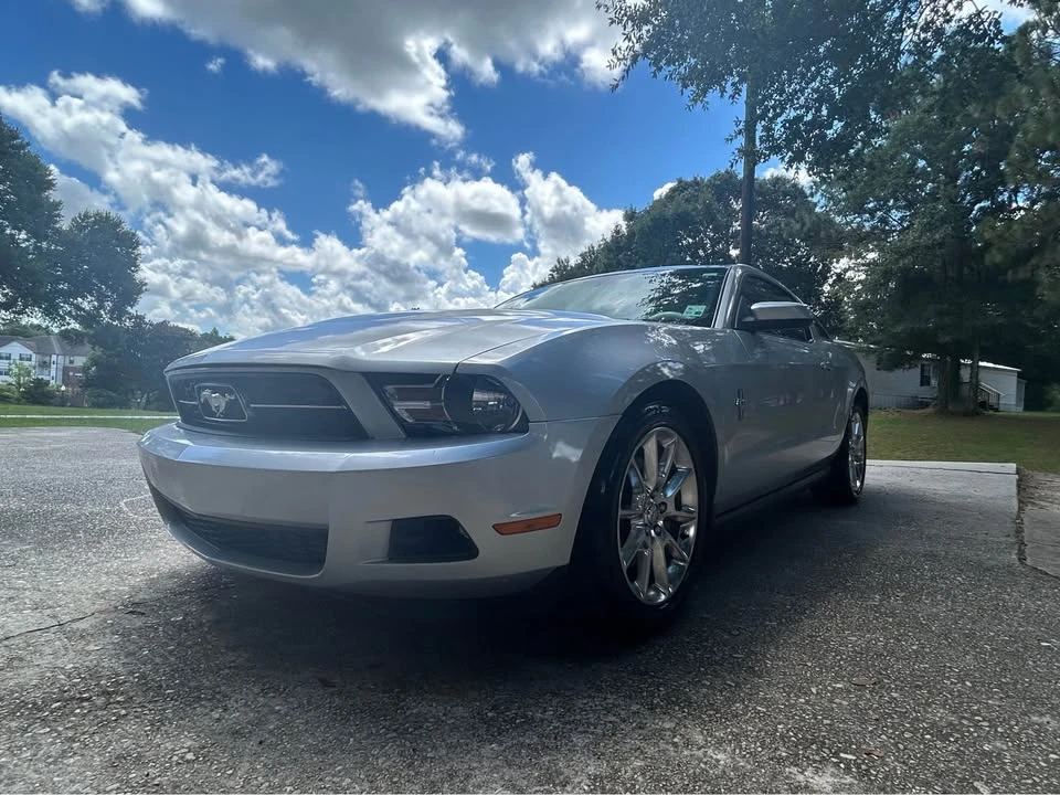 2011 Ford S197 Mustang - Image 4 of 10