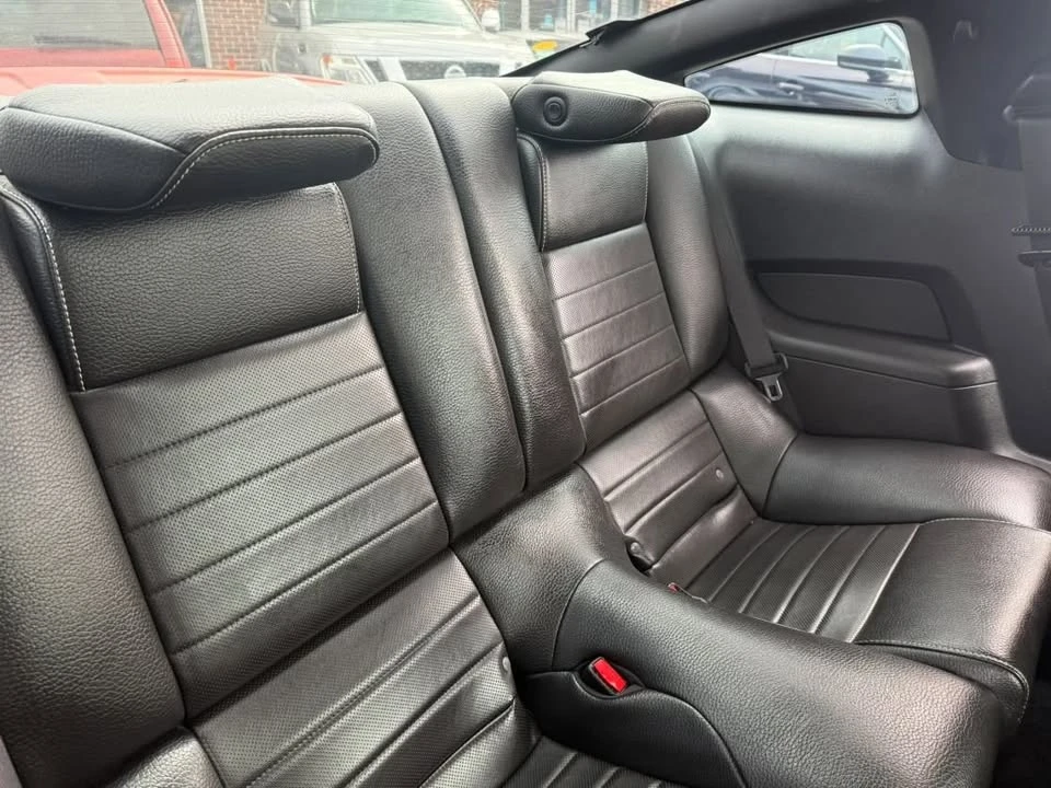 2011 Ford S197 Mustang - Image 12 of 19