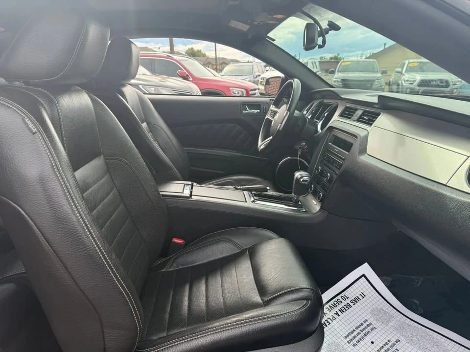 2011 Ford S197 Mustang - Image 11 of 19