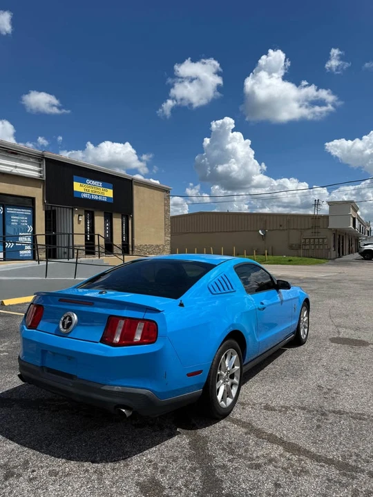 2011 Ford S197 Mustang - Image 4 of 10