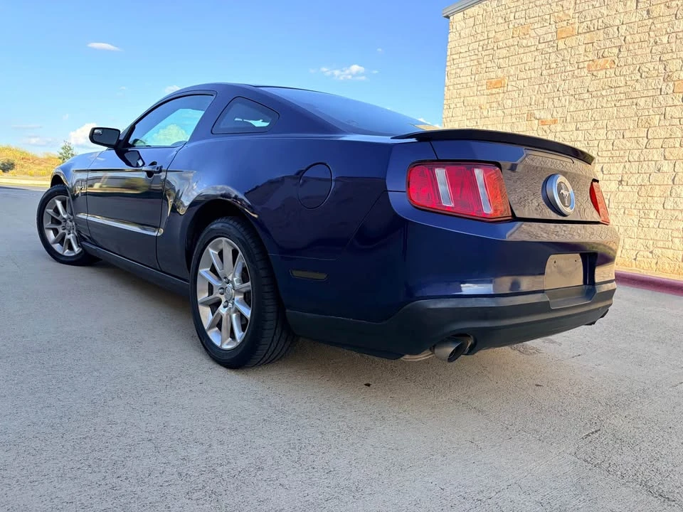 2011 Ford S197 Mustang - Image 3 of 11