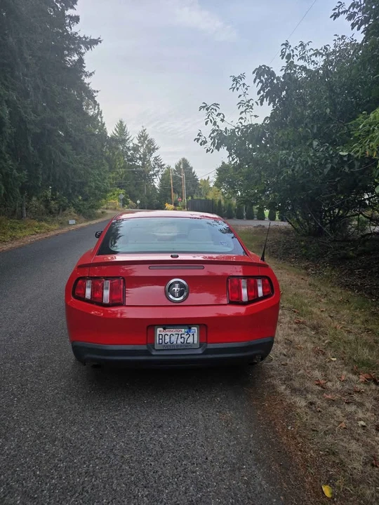 2011 Ford S197 Mustang - Image 3 of 6