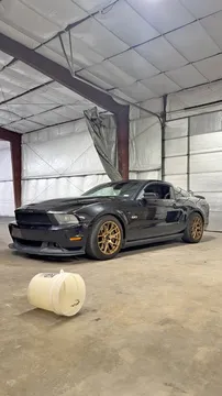 2011 Ford Mustang Premium