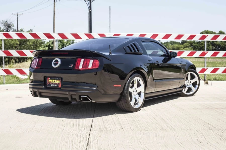 2011 Ford S197 Mustang - Image 2 of 12