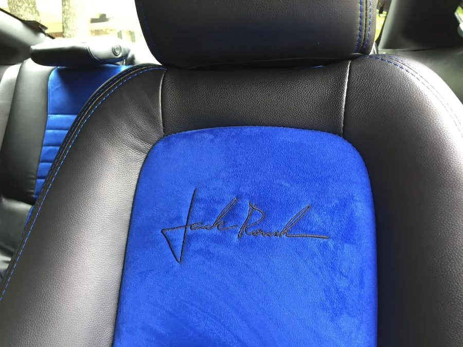 2011 Ford S197 Mustang - Image 7 of 12
