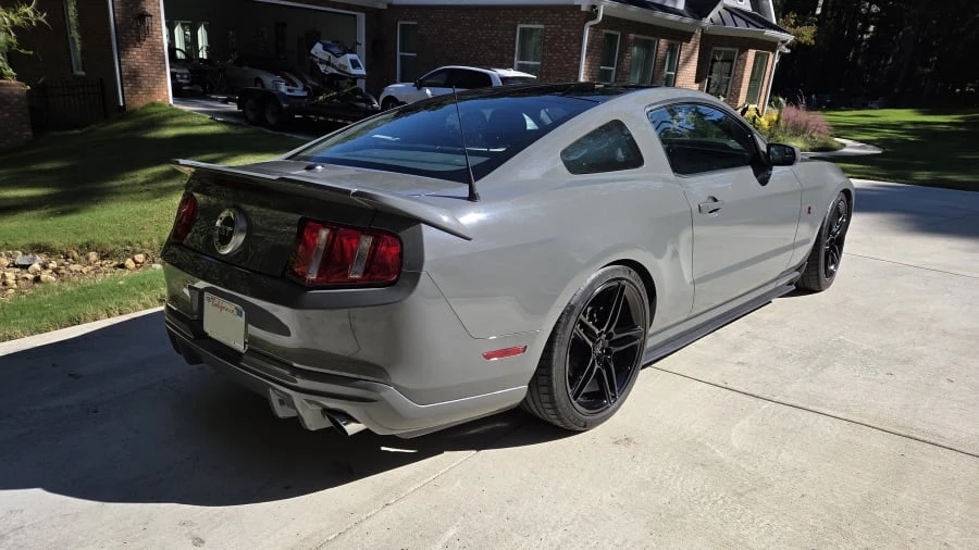 2011 Ford S197 Mustang - Image 3 of 31