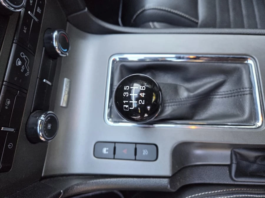 2011 Ford S197 Mustang - Image 26 of 31