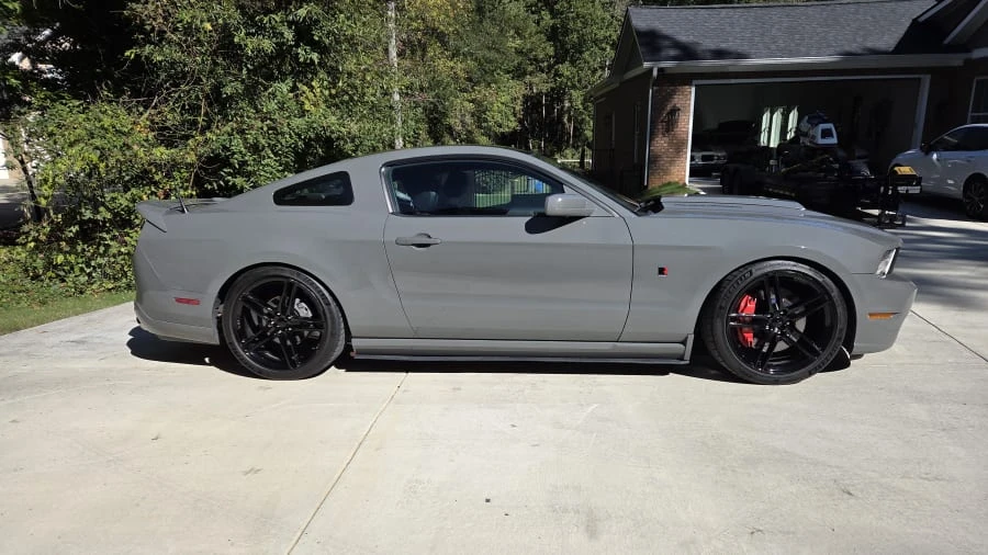 2011 Ford S197 Mustang - Image 7 of 31