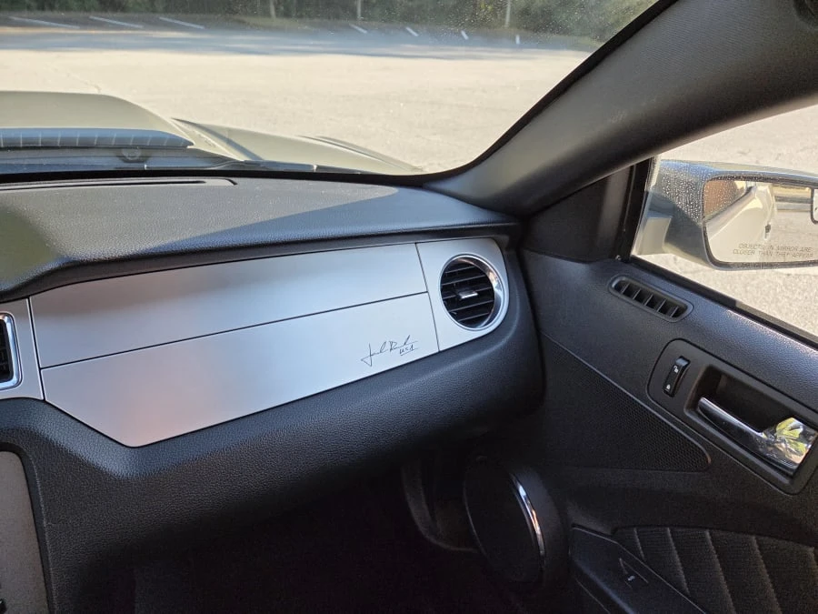 2011 Ford S197 Mustang - Image 25 of 31