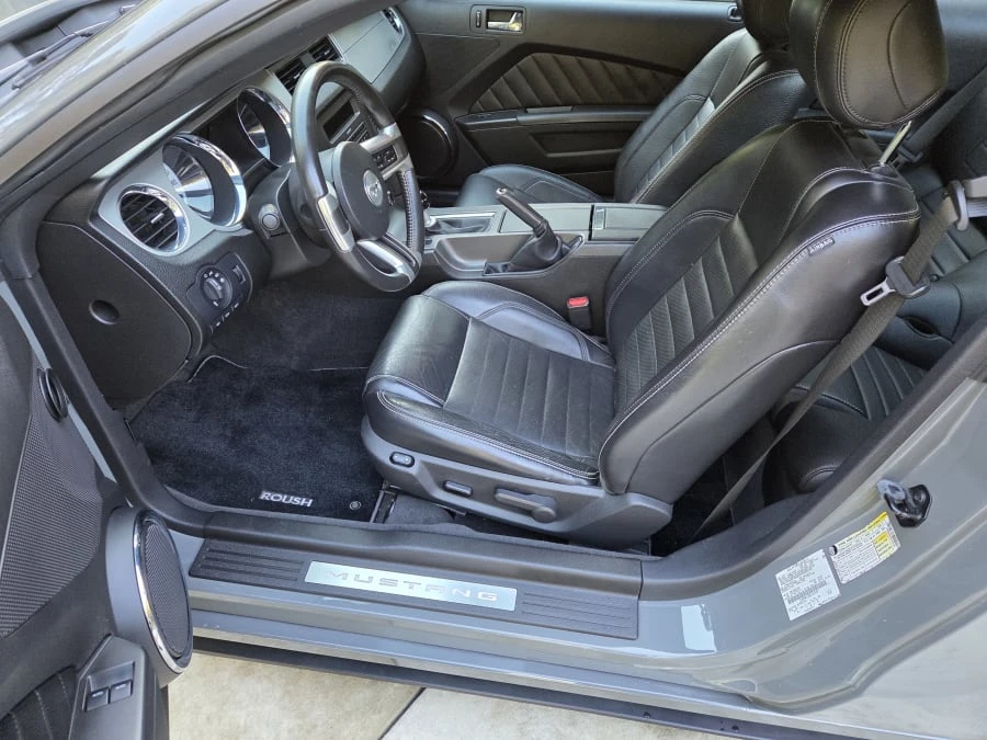 2011 Ford S197 Mustang - Image 23 of 31