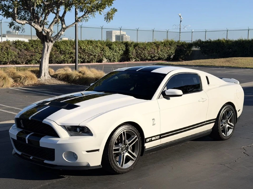 2011 Ford S197 Mustang - Image 2 of 31