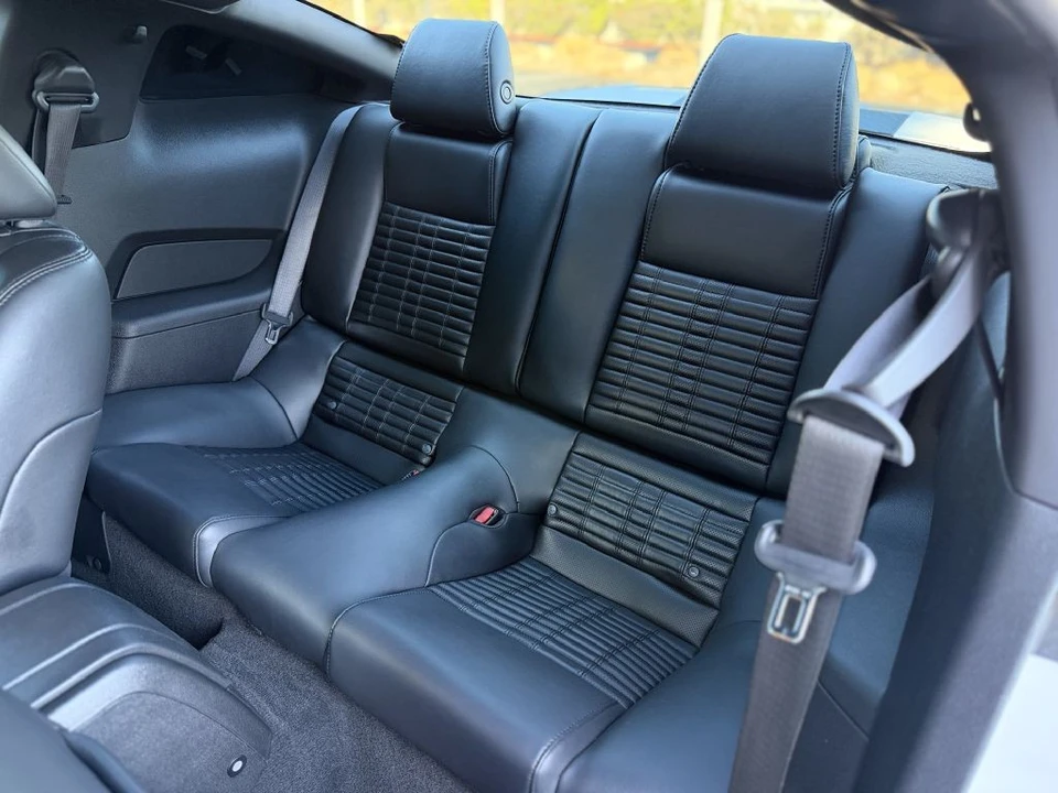 2011 Ford S197 Mustang - Image 18 of 31