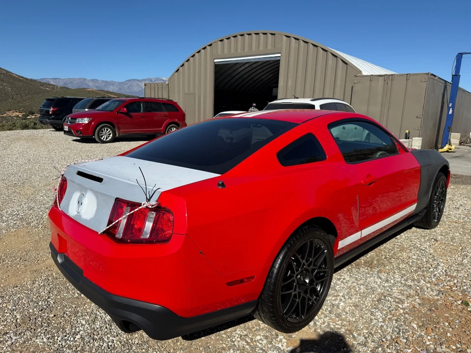 2011 Ford S197 Mustang - Image 6 of 31
