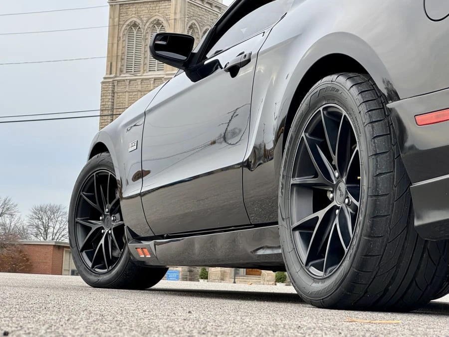 2011 Ford S197 Mustang - Image 16 of 31