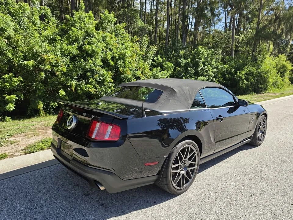 2011 Ford S197 Mustang - Image 11 of 20