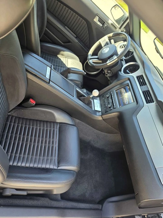 2011 Ford S197 Mustang - Image 17 of 20