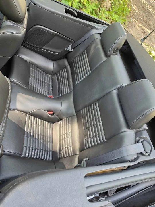 2011 Ford S197 Mustang - Image 14 of 20