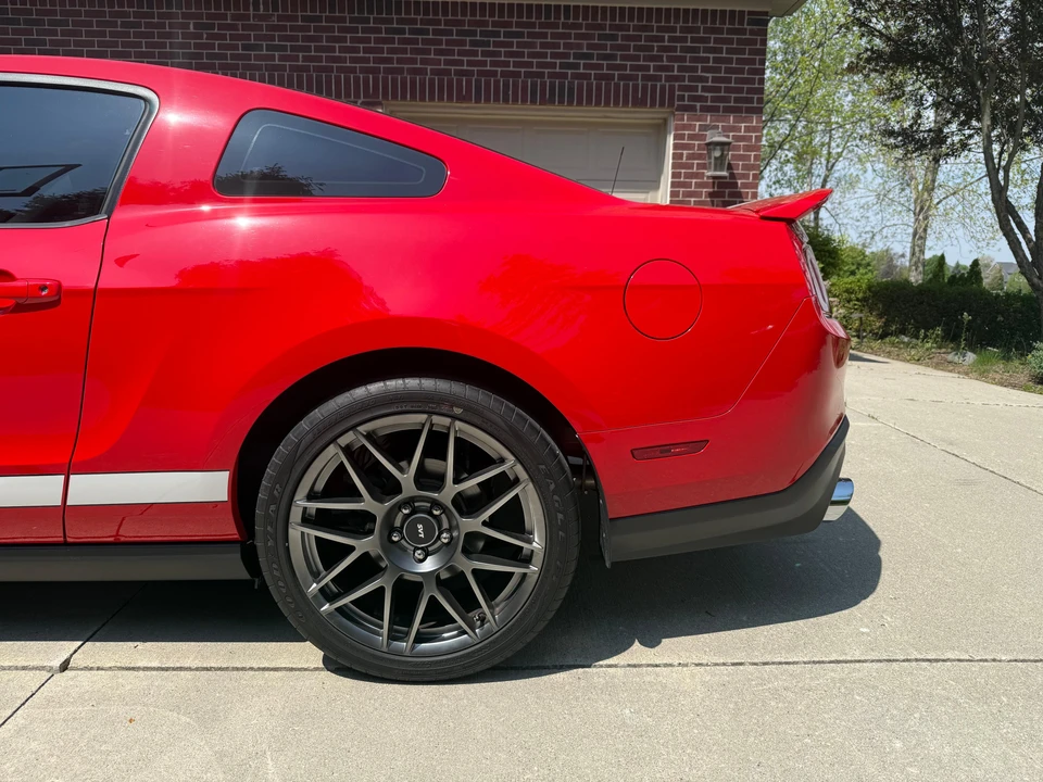 2011 Ford S197 Mustang - Image 18 of 31