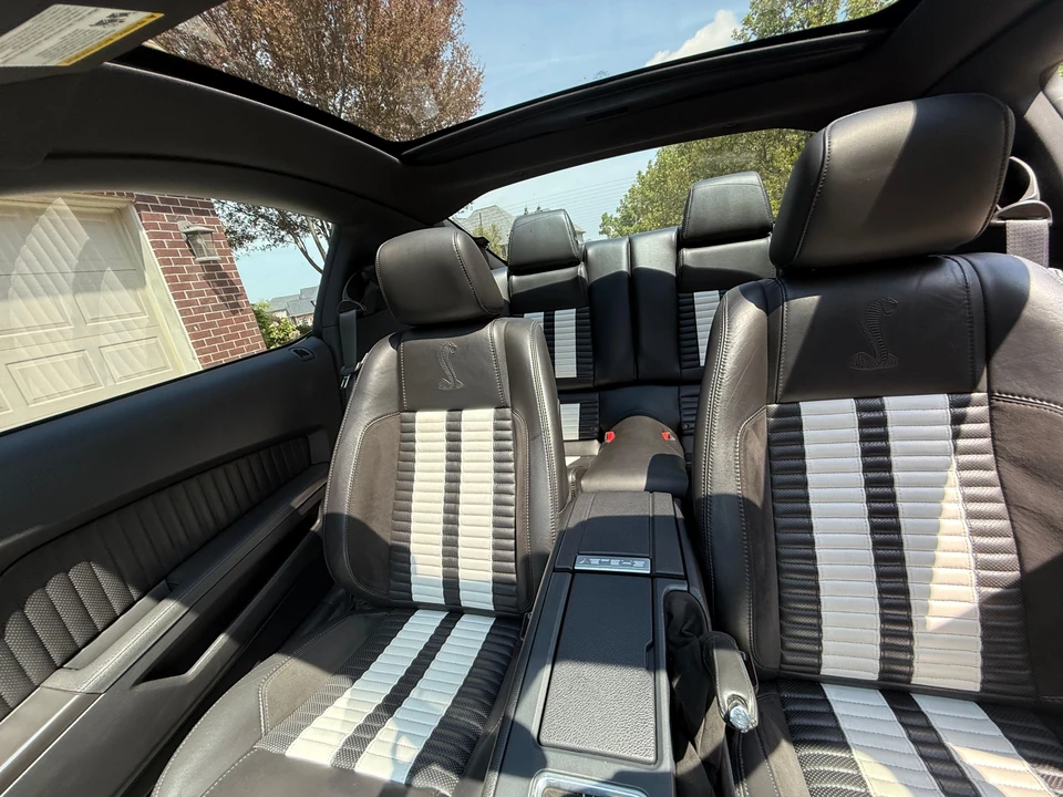 2011 Ford S197 Mustang - Image 30 of 31