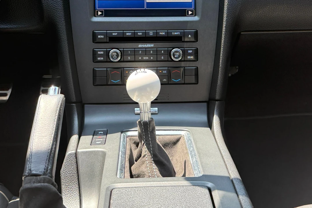 2011 Ford S197 Mustang - Image 27 of 31