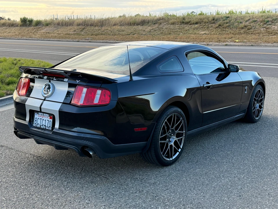 2011 Ford S197 Mustang - Image 14 of 31