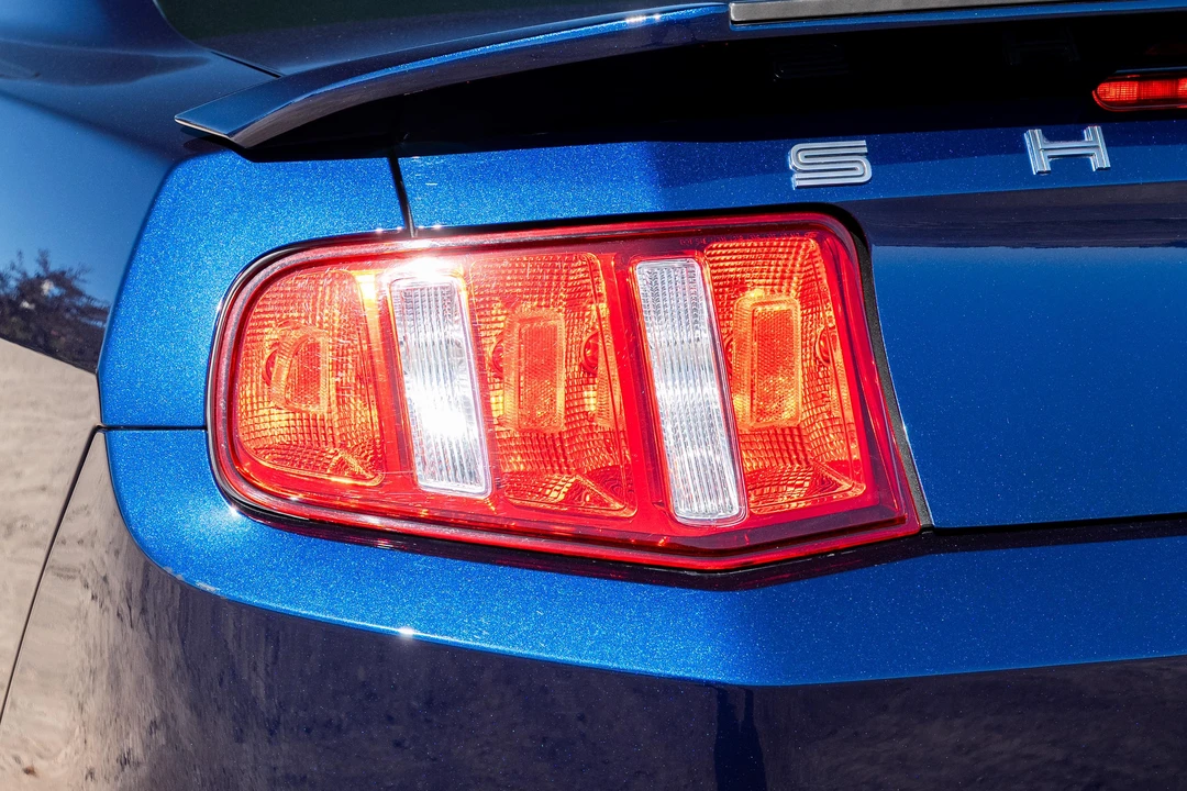 2011 Ford S197 II Shelby Mustang GT500 - Image 26 of 31