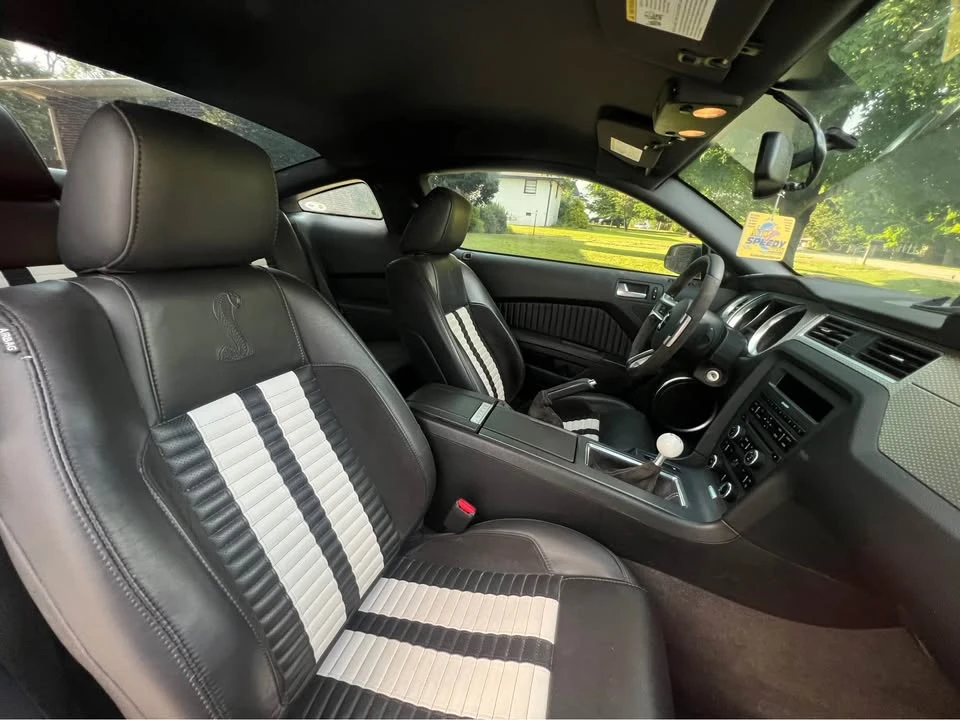 2011 Ford S197 Mustang - Image 7 of 10