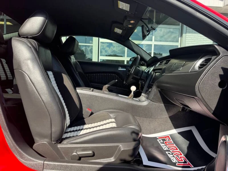 2011 Ford S197 Mustang - Image 14 of 20