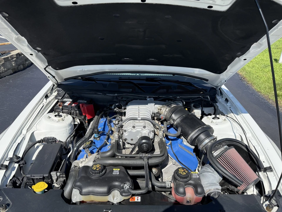 2011 Ford S197 Mustang - Image 12 of 20