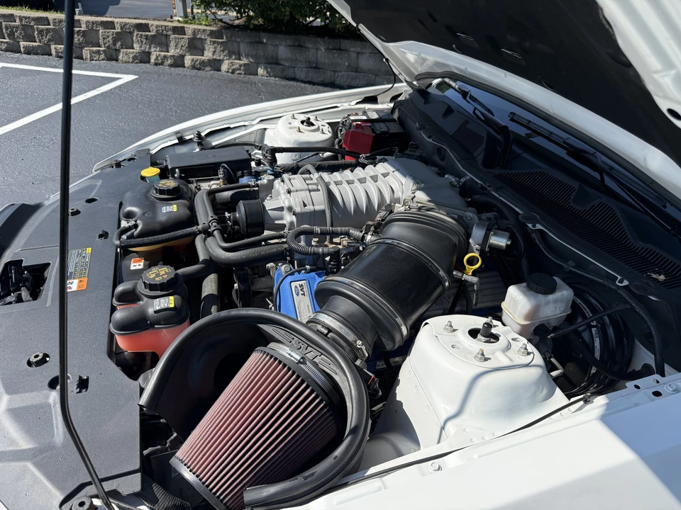 2011 Ford S197 Mustang - Image 13 of 20