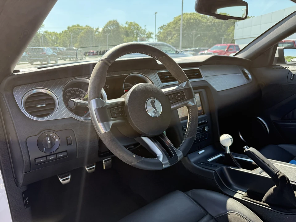 2011 Ford S197 Mustang - Image 14 of 20